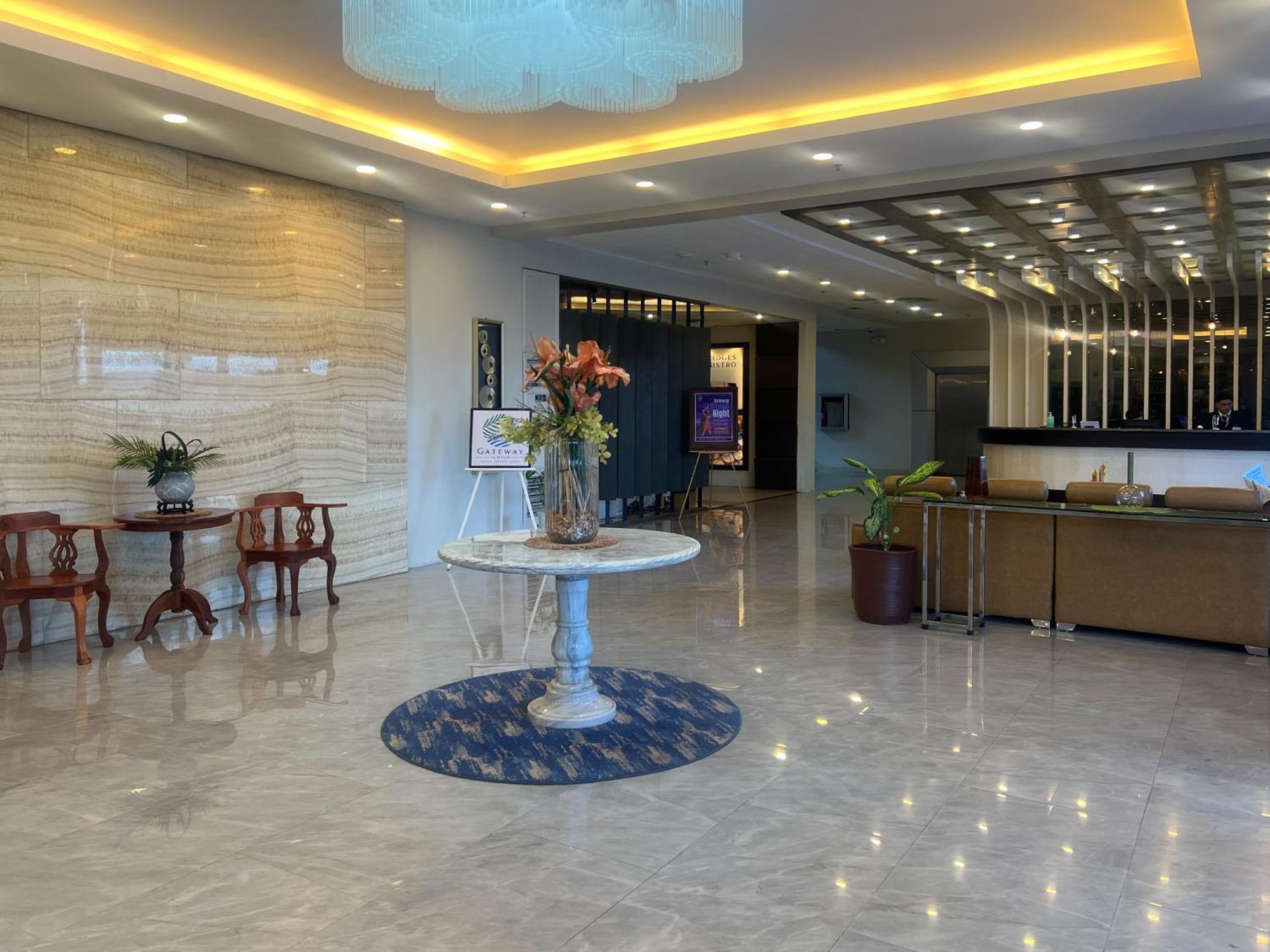 Iloilo Gateway Hotel And Suites Pavia Dış mekan fotoğraf