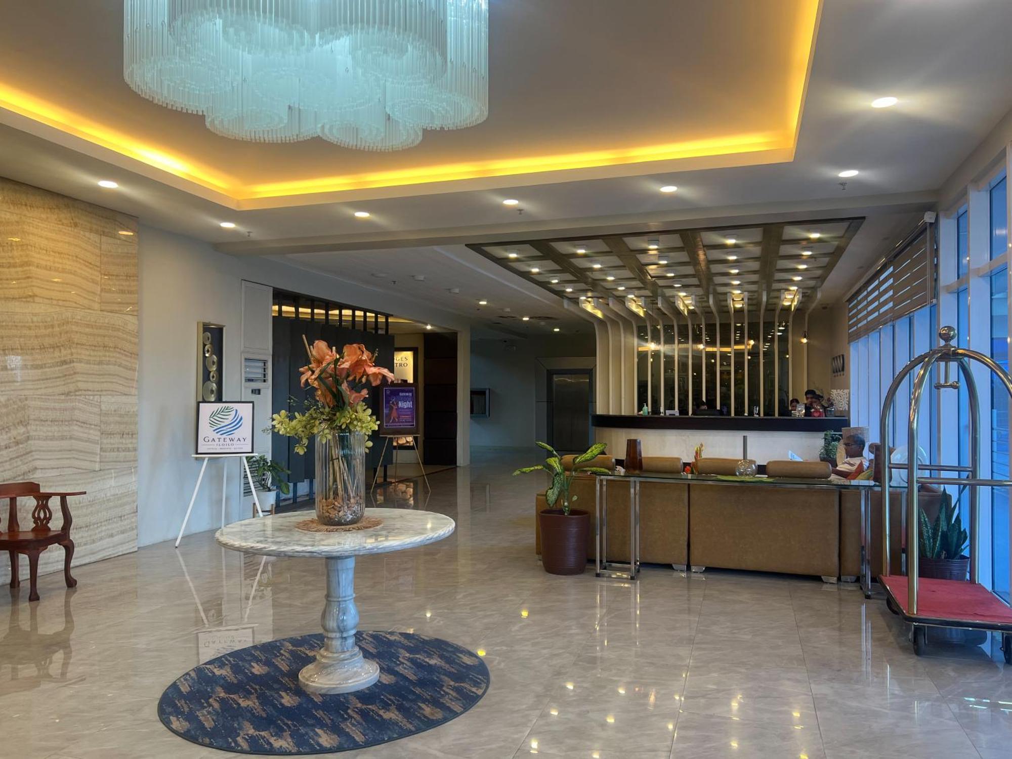 Iloilo Gateway Hotel And Suites Pavia Dış mekan fotoğraf